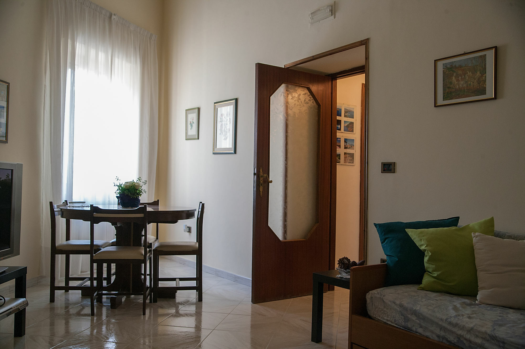 Casa Carmen Napels